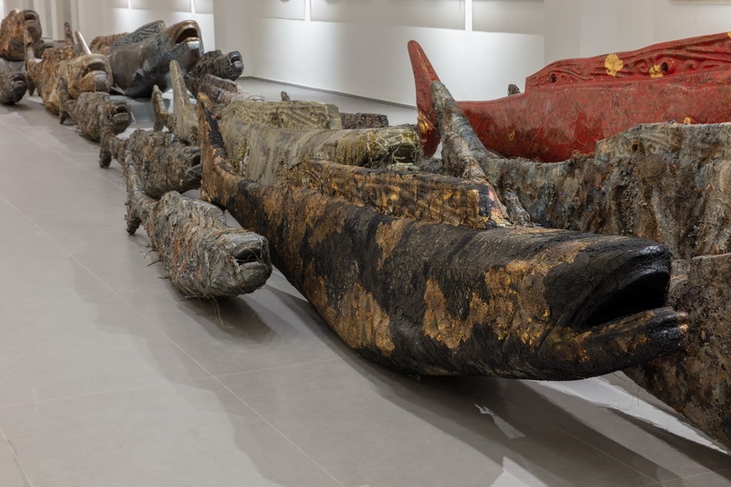 3林向军 《呼吸》 500cm、300cm、200cm各尺寸 大漆、矿物质粉、纤维、金属、箔等 2023.jpg